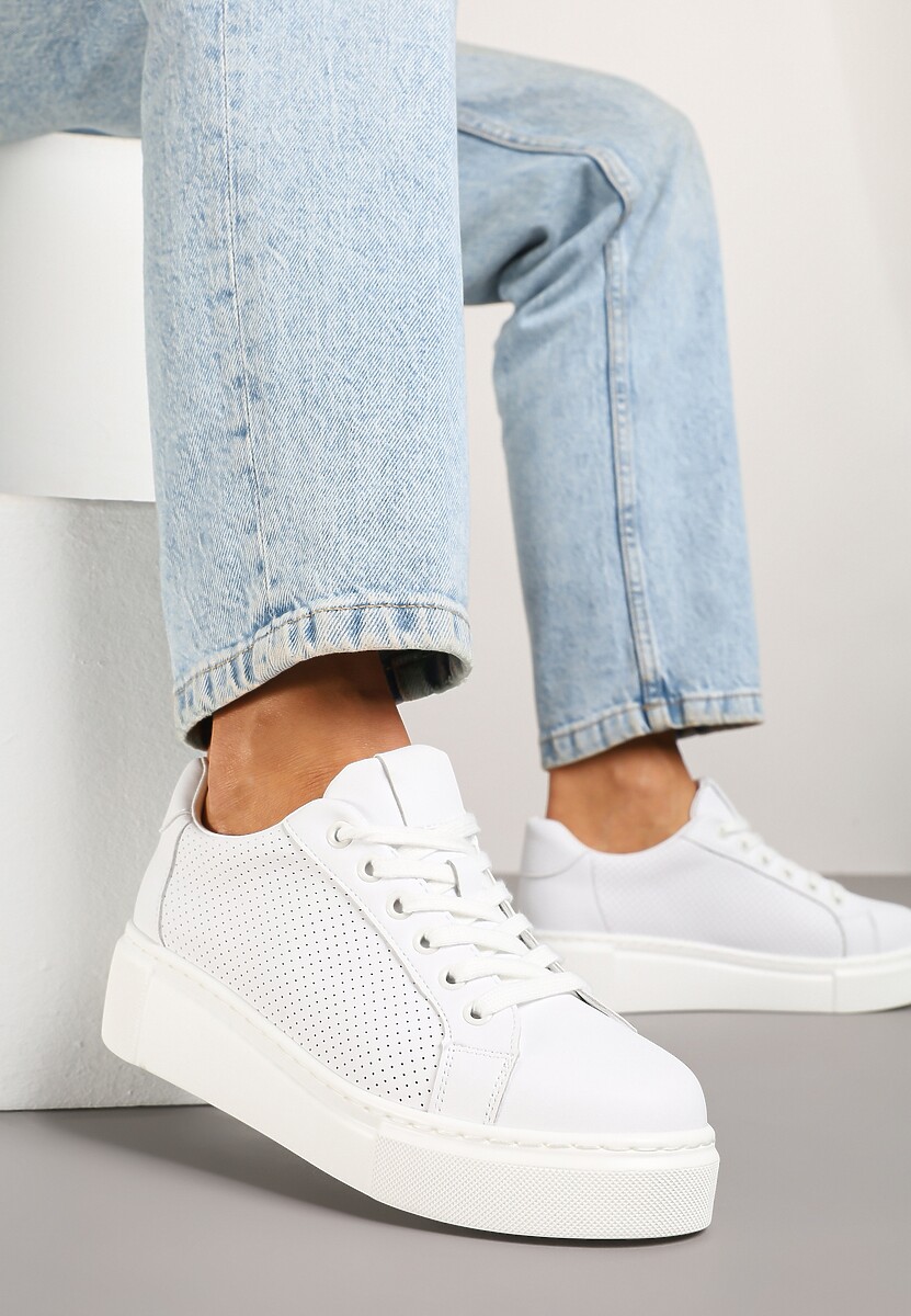 Białe Sneakersy Skórzane na Platformie z Ozdobą i Perforacją Neolivia