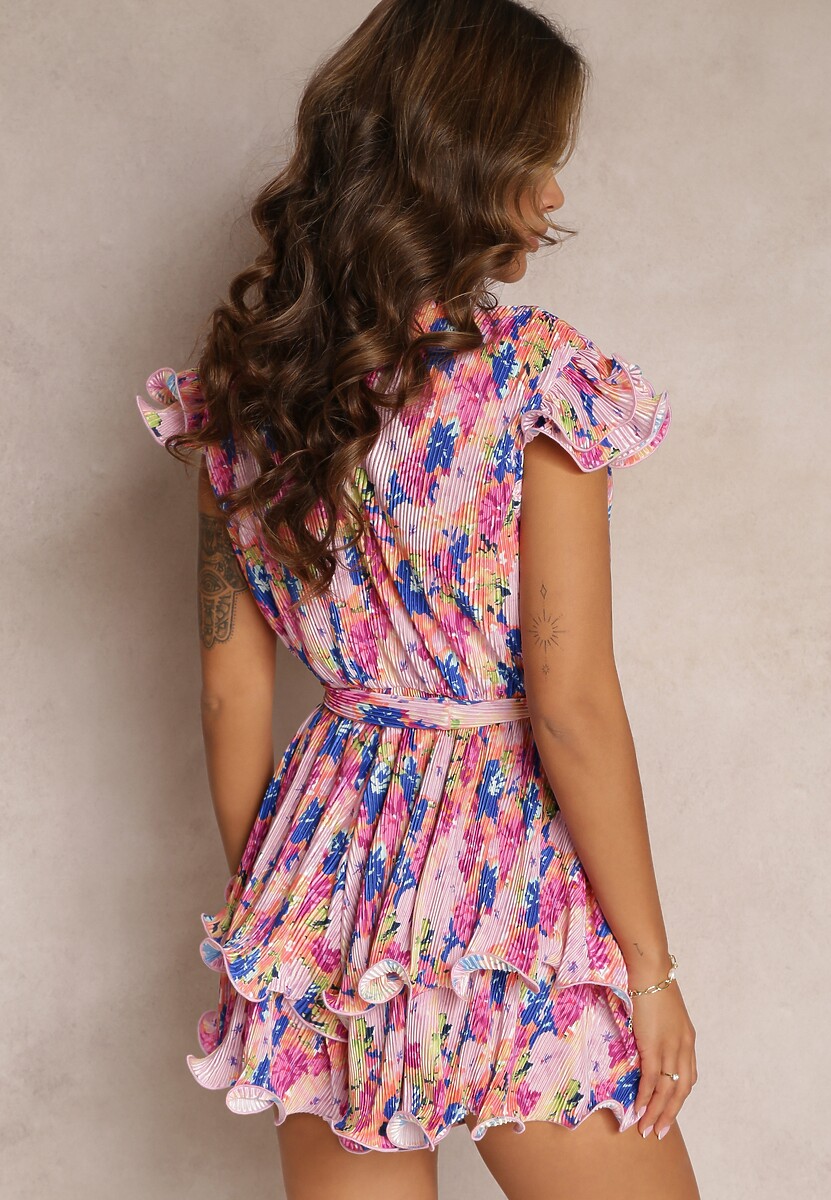 Fuksjowy Kwiecisty Kombinezon z Krótkimi Nogawkami i Materiałowym Paskiem Iljana