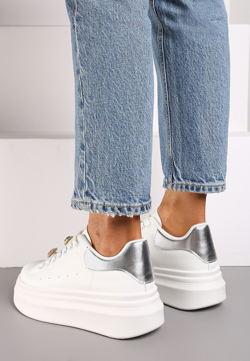 Biało-Srebrne Sneakersy na Platformie z Aplikacjami na Sznurówkach Neveahra