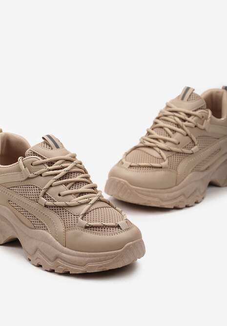 Ciemnobeżowe Sneakersy na Masywnej Podeszwie z Siateczkowym Wstawkami i Ozdobnymi Sznurówkami Ollavia