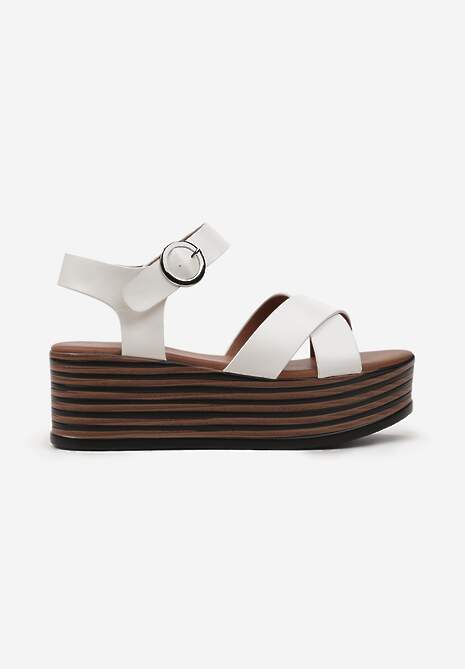 Białe Sandały na Wysokiej Platformie ze Sprzączką przy Kostce Azerria