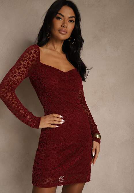 Bordowa Dopasowana Sukienka z Koronki z Kwadratowym Dekoltem Uwedia