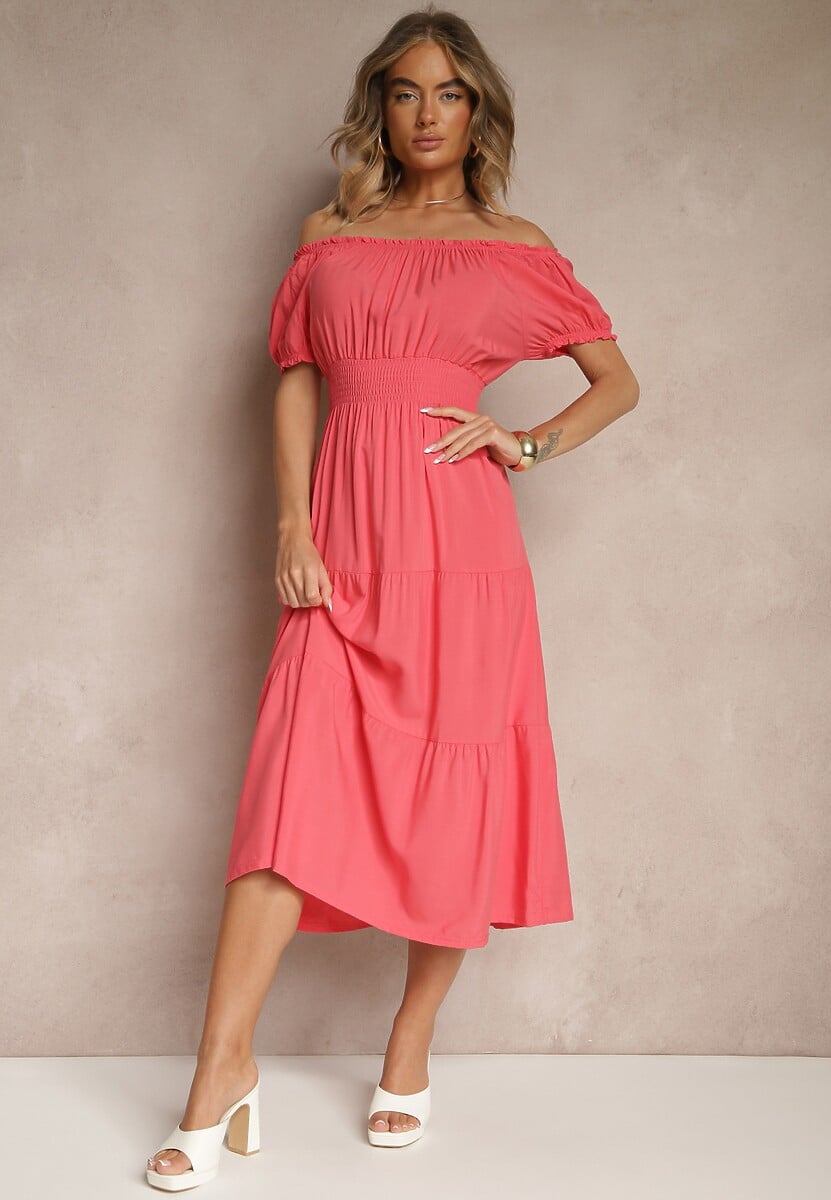 Czarna Rozkloszowana Sukienka z Gumką w Talii i Dekoltem w Kształcie Łódki Miratela