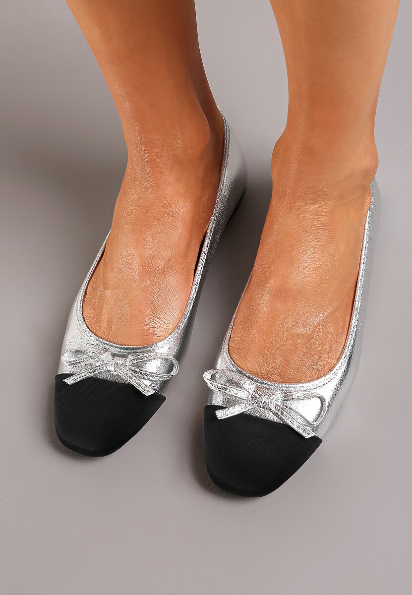 Srebrne Połyskujące Balerinki z Brokatową Kokardką i Kontrastowym Noskiem Saisa