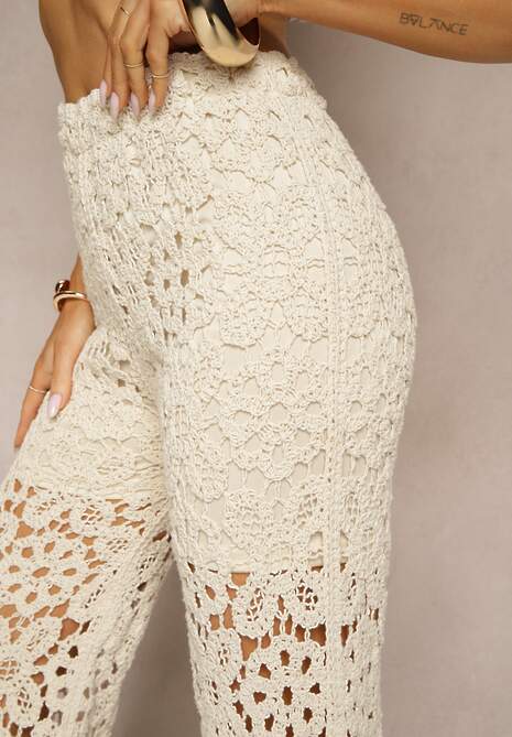 Beżowe Spodnie Flare High Waist z Ażurowej Tkaniny z Gumką w Talii  Mepnira