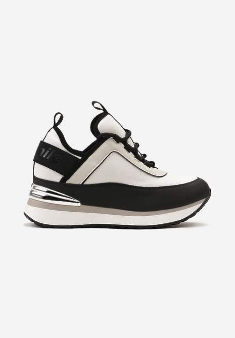 Czarno-Białe Sneakersy z Metaliczną Wstawką i Ozdobnym Napisem na Ukrytym Koturnie Alivewna