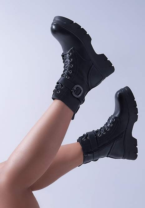 Czarne Botki w Stylu Workerów na Grubej Podeszwie Berimona