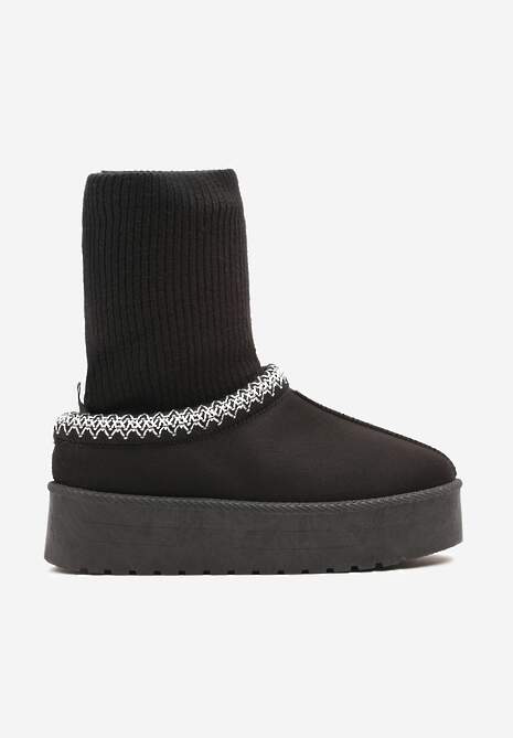 Czarne Śniegowce na Platformie z Ozdobną Dopasowaną Cholewką i Haftowanymi Obszyciami Tinnacilia