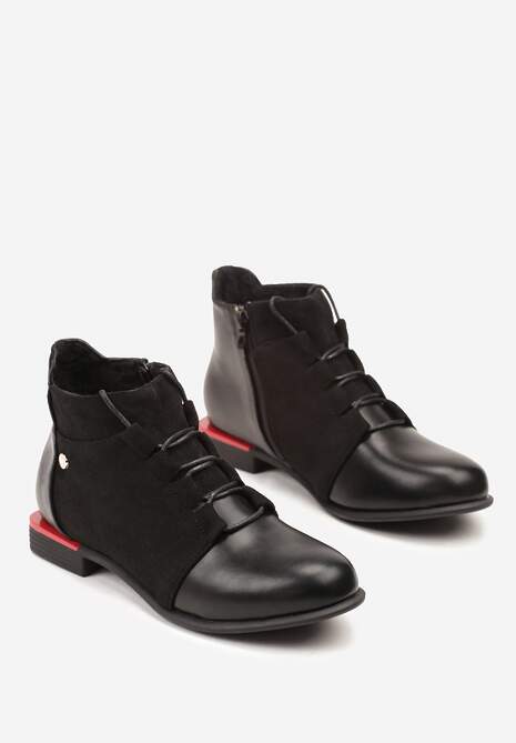 Czarne Botki Vices ze Sznurowaną Cholewką Uzvila