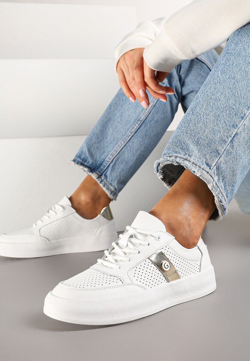 Białe Sneakersy Skórzane z Metaliczną Ozdobą Astevin