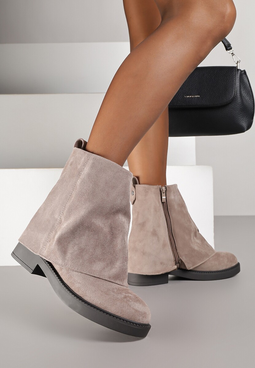 Czarne Botki z Imitacji Zamszu z Cholewką w Stylu Nogawki Rilavine