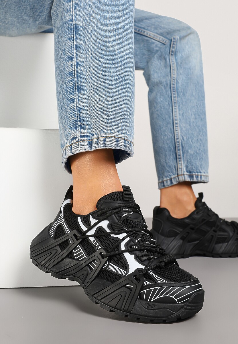 Czarne Sneakersy z Designerskim Sznurowaniem Nuritha