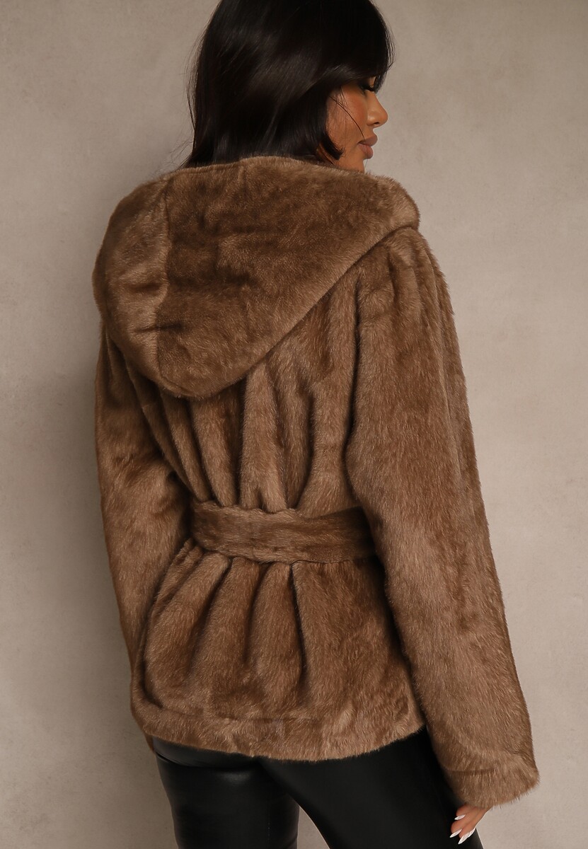 Jasnobrązowa Futerkowa Kurtka z Kapturem i Wiązanym Paskiem Zetele