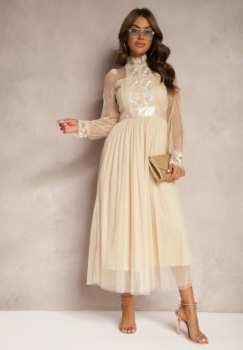 Jasnobeżowa Siateczkowa Sukienka Maxi o Rozkloszowanym Kroju z Ozdobną Koronką Narile