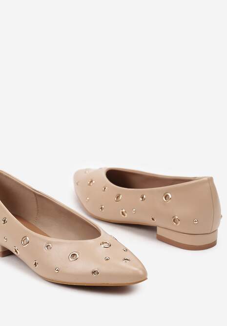 Beżowe Czółenka na Niskim Obcasie Ozdobione Metalicznymi Kółeczkami Erisellea
