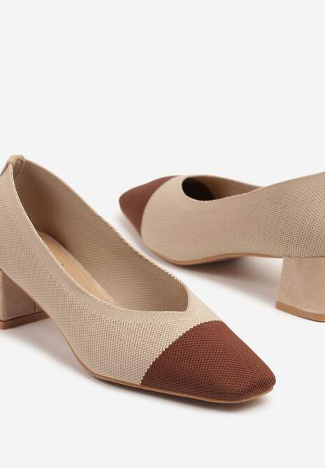 Ciemnobeżowe Czółenka na Słupkowym Obcasie z Ozdobnym Noskiem Korienna