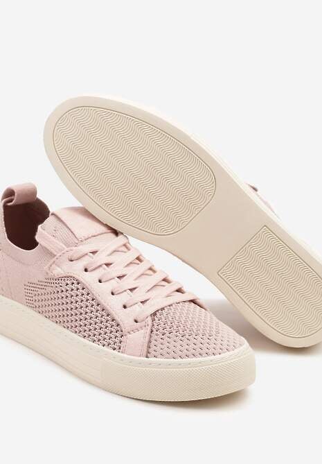 Różowe Siateczkowe Sneakersy Ozdobione Metaliczną Nicią Nimiarene