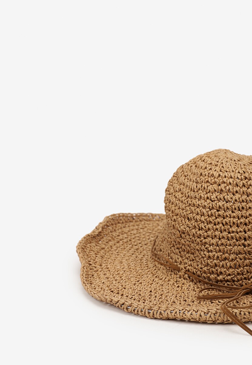 Ciemnobeżowy Kapelusz z Plecionki z Ozdobnym Rondem i Kokardką Shoma