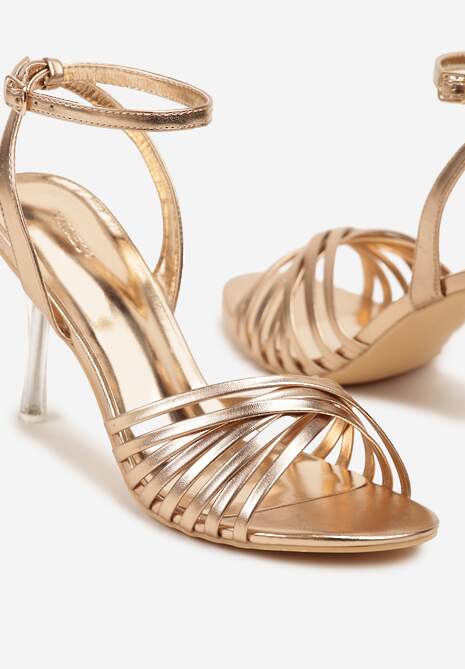 Szampańskie Sandały Vices na Obcasie z Ozdobnymi Paskami Folavea