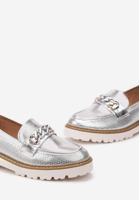 Srebrne Mokasyny z Łańcuszkiem i Grubą Podeszwą Ferinla