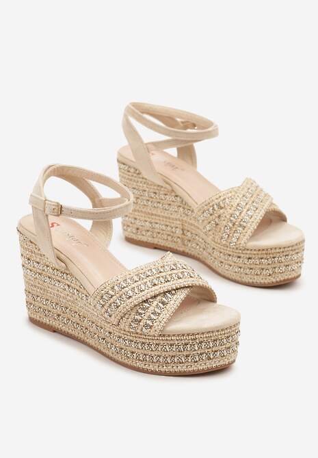 Beżowe Sandały Boho z Metalicznymi Przeszyciami na Plecionym Koturnie Renzia