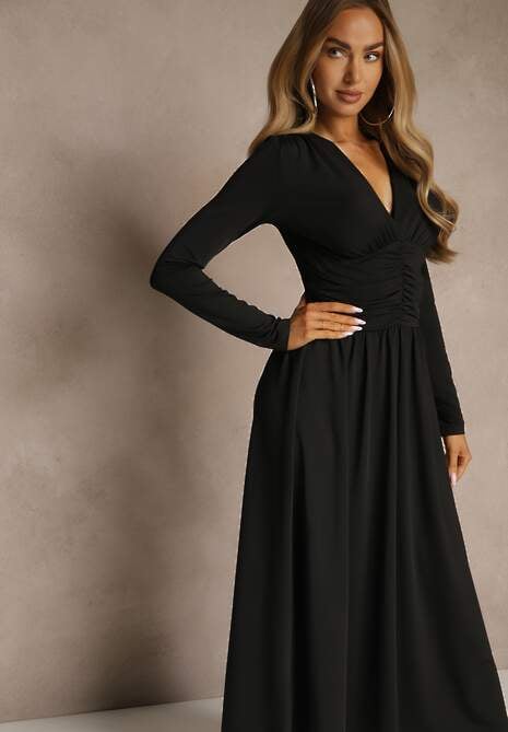 Czarna Taliowana Sukienka Longsleeve z Wiskozą z Marszczeniem i Dekoltem V Elirie