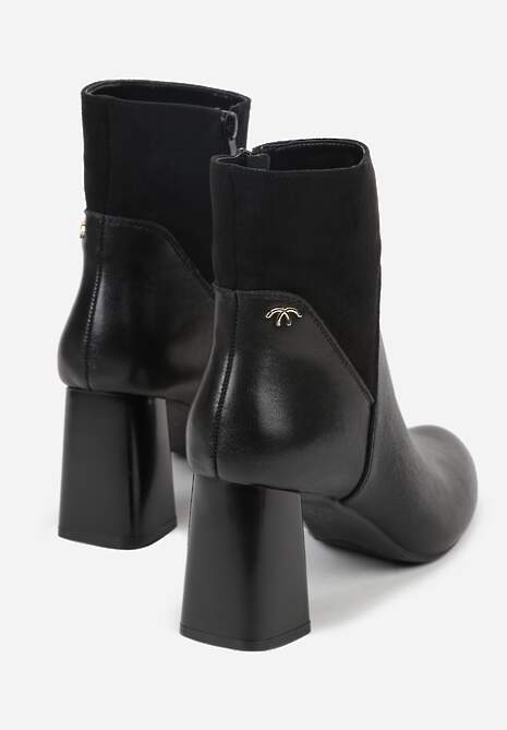 Czarne Botki ze Skóry Naturalnej ze Wstawką z Imitacji Zamszu na Słupku Salasia