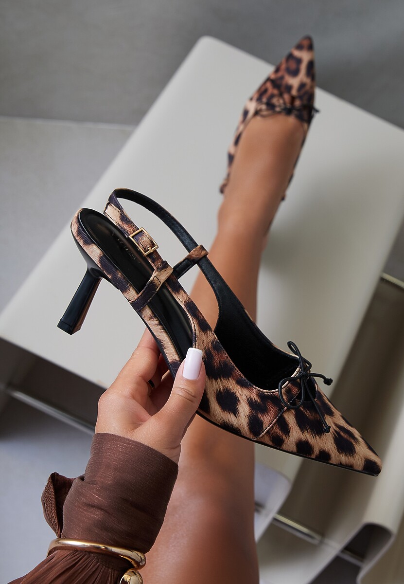 Bordowe Sandały Vices w Stylu Czółenek z Lakierowanym Połyskiem i Kokardką Terozia