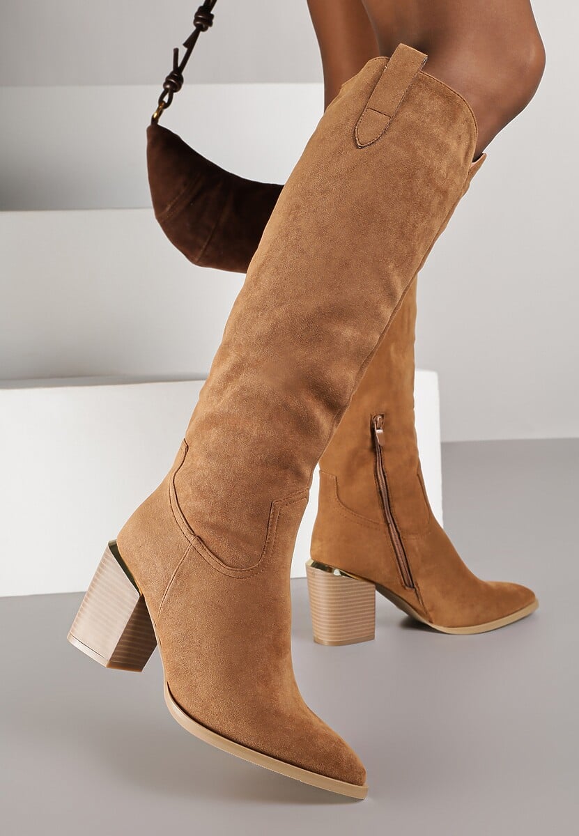 Beżowe Kozaki Vices na Słupku Ozdobione Metaliczną Wstawką Moriane