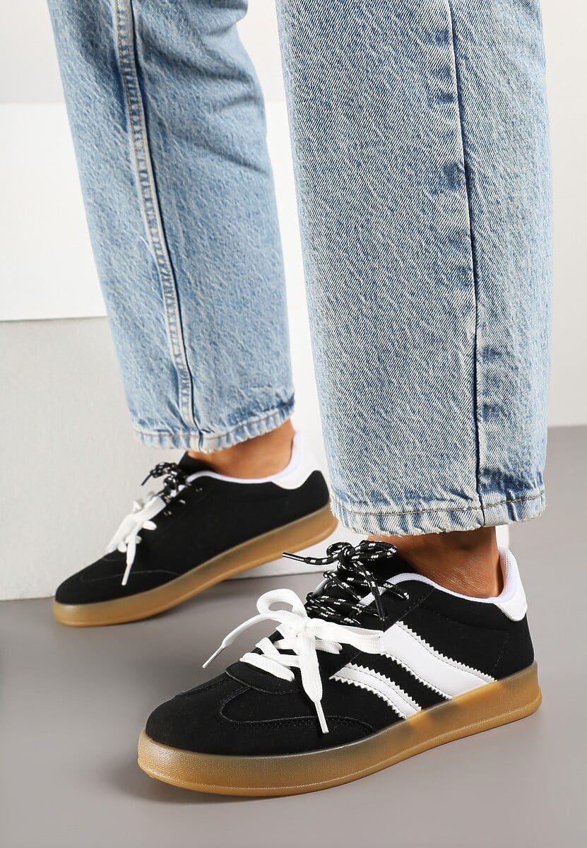 Czarno-Białe Sneakersy w Stylu Klasycznych Tenisówek z Ekozamszu Lorlevia