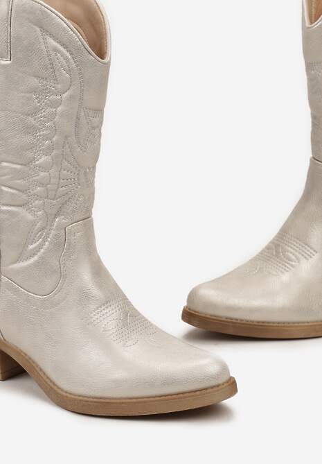Srebrne Botki Kowbojki na Niskim Słupku z Ozdobnym Haftem Infavia