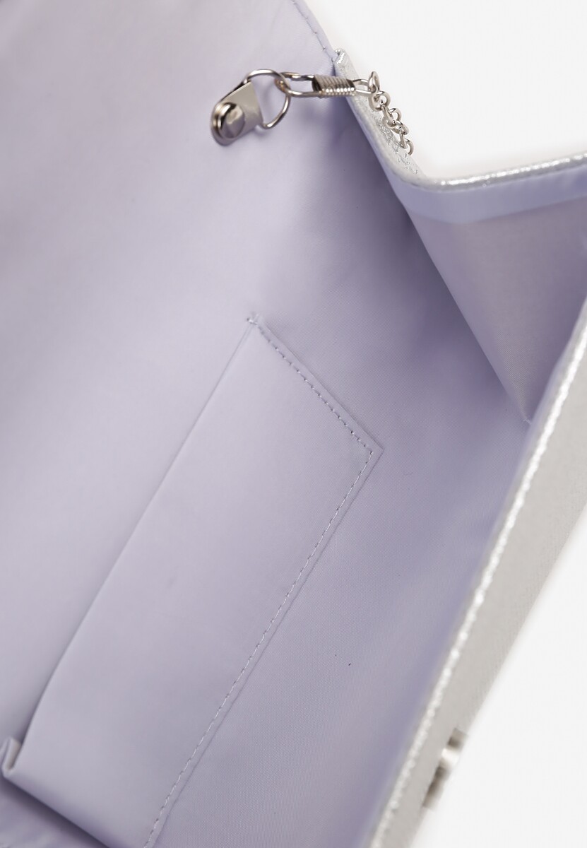 Srebrna Torebka Kopertówka z Łańcuszkiem Zdobiona Aplikacją Idarosea