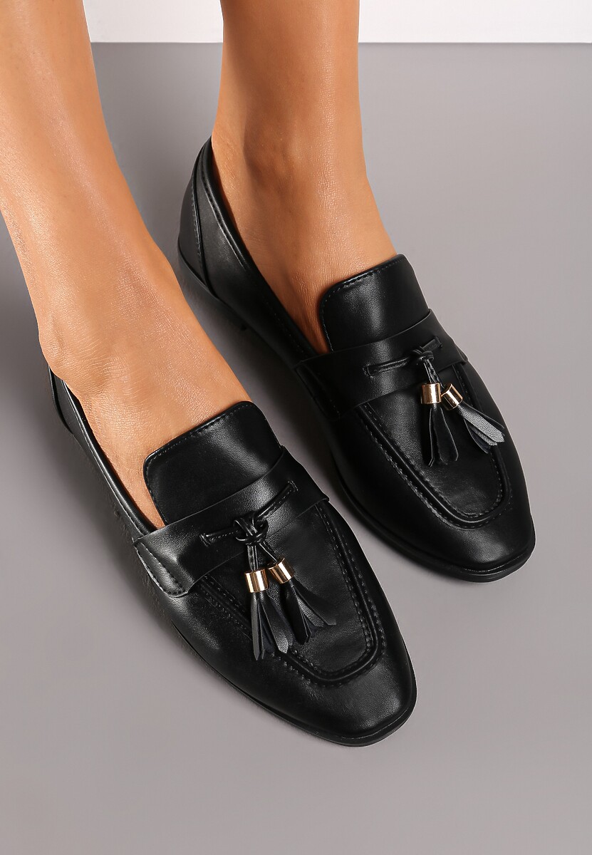 Beżowe Mokasyny Typu Loafersy z Metaliczną Klamerką Akovia