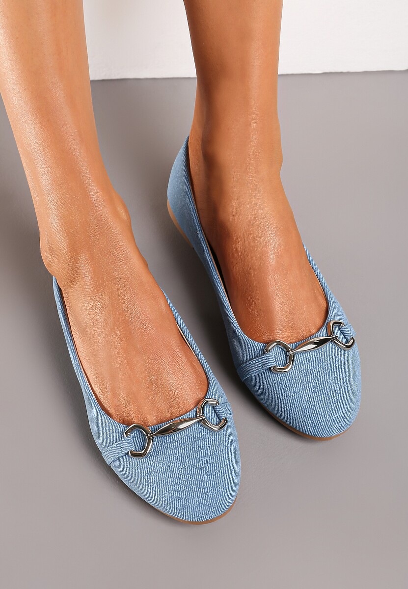 Czarne Balerinki Ozdobione Metalową Aplikacją Breezia