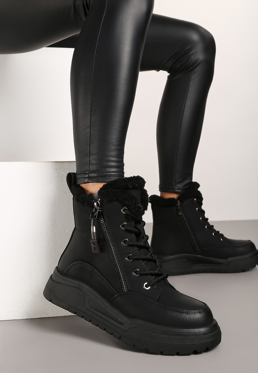 Czarne Sznurowane Trapery z Ekozamszu Ocieplane na Płaskiej Podeszwie Ozdobione Suwakiem Esaviren