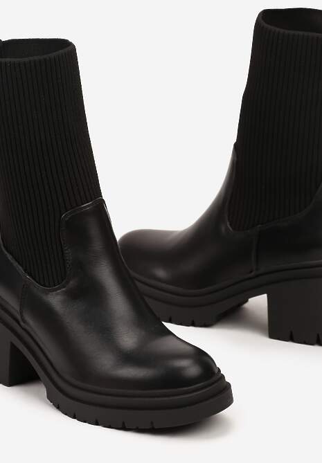 Czarne Botki na Obcasie Typu Słupek ze Skarpetkową Cholewką Niriselle