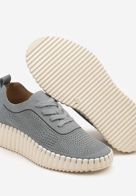 Niebieskie Sneakersy na Tłoczonej Platformie z Ażurową Cholewką Ronfira