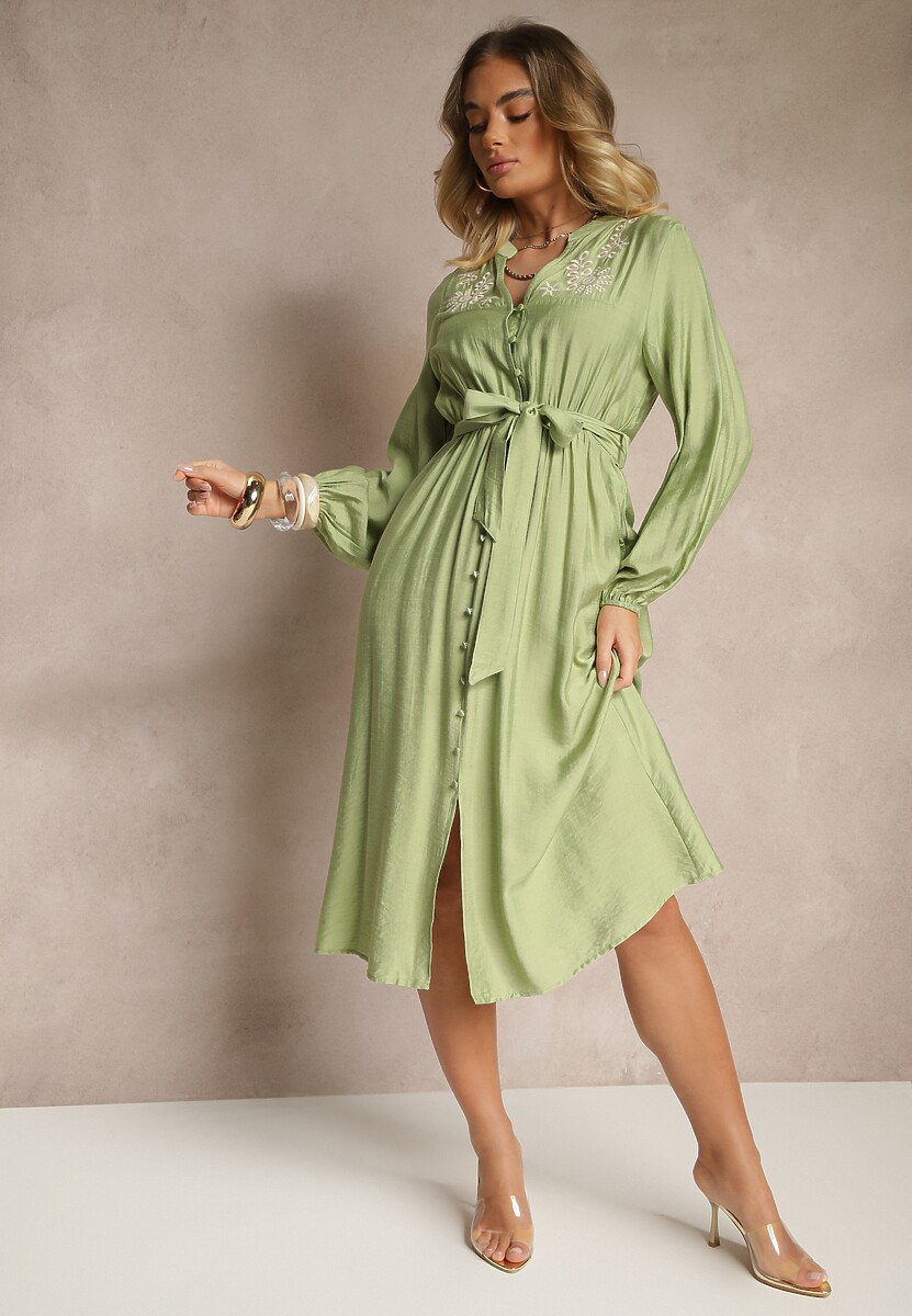 Zielona Rozkloszowana Sukienka z Wiskozą Zdobiona Haftem i Wiązanym Paskiem Elvania
