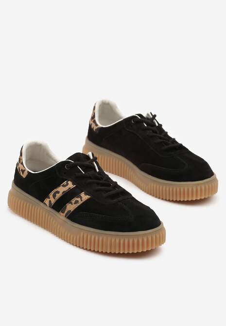 Czarne Zamszowe Sneakersy w Stylu Kultowych Tenisówek ze Skórzaną Wkładką i Wzorem w Panterkę Tenannia