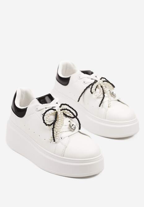 Biało-Czarne Sneakersy na Platformie z Perełkami Przy Sznurowadłach Ulianori