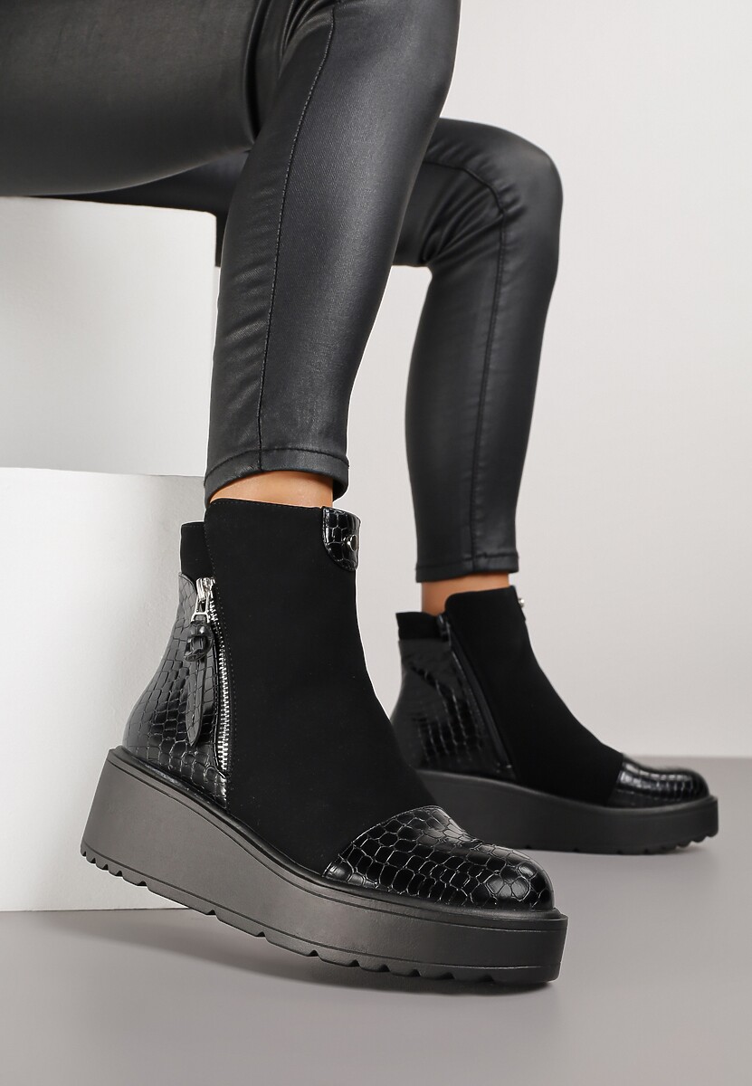 Czarne Botki Vices na Platformie Ozdobione Tłoczeniem Faleressa