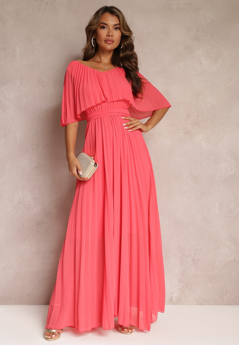 Różowa Plisowana Sukienka z Gumką w Pasie z Falbaną Przy Dekolcie Drenia