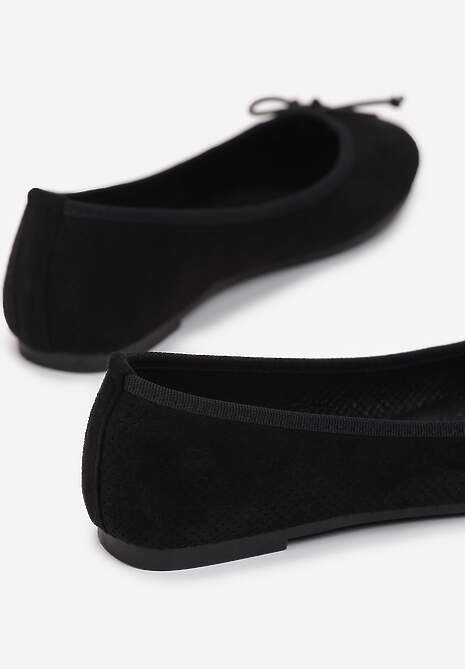 Czarne Balerinki Sthugnaela