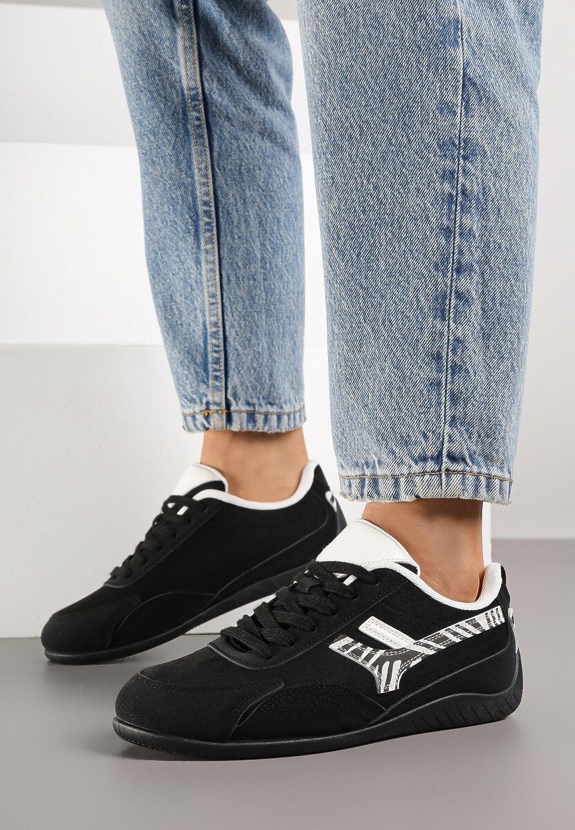 Czarne Sneakersy z Geometrycznym Motywem w Zeberkę Arpolia