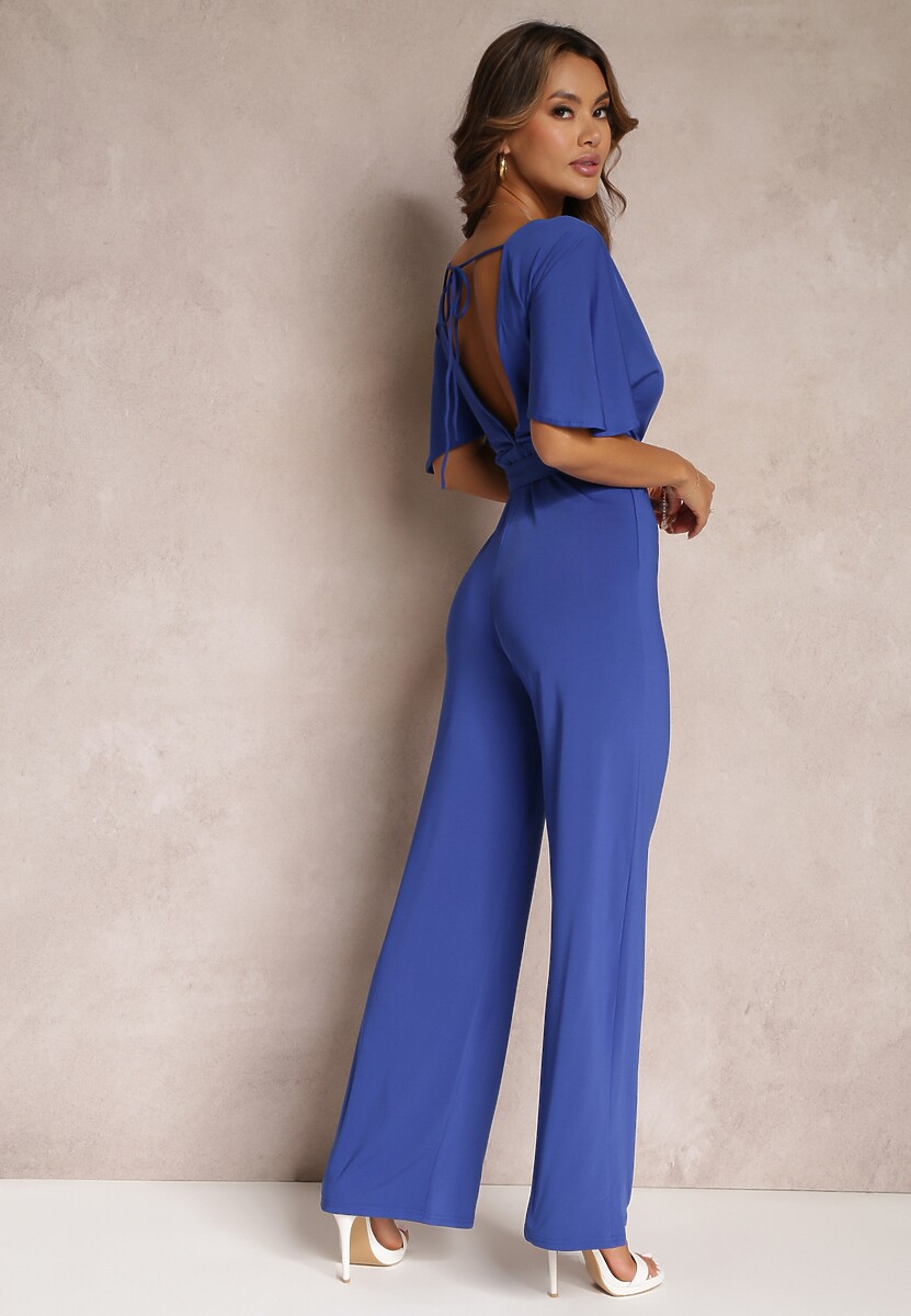 Granatowy Długi Kombinezon z Wiązaniem i Głębokim Kopertowym Dekoltem Sumya