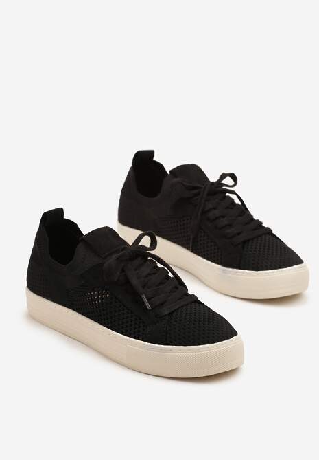 Czarne Sneakersy Ozdobione Siateczką Varlio