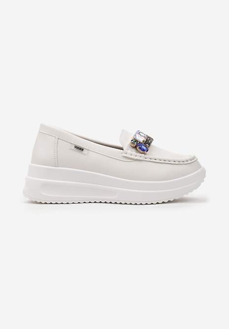 Białe Mokasyny na Grubej Podeszwie z Błyszczącymi Aplikacjami Quinnmarie