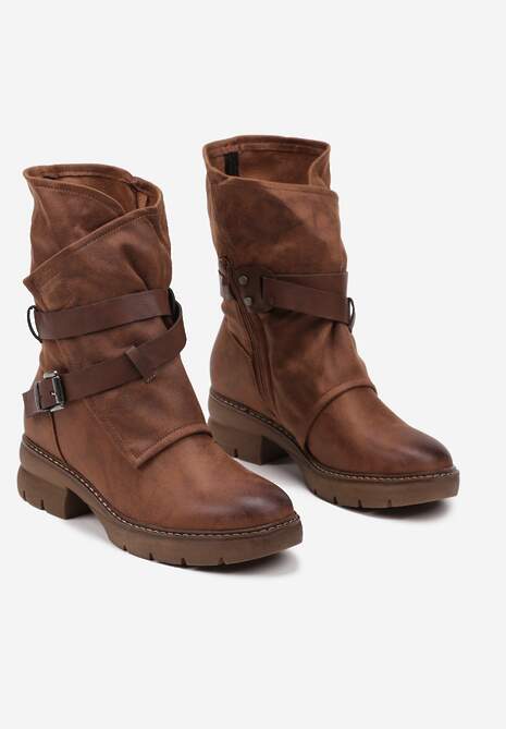 Brązowe Botki z Nieregularną Cholewką Zdobioną Paskami i Sprzączkami Zinbelle