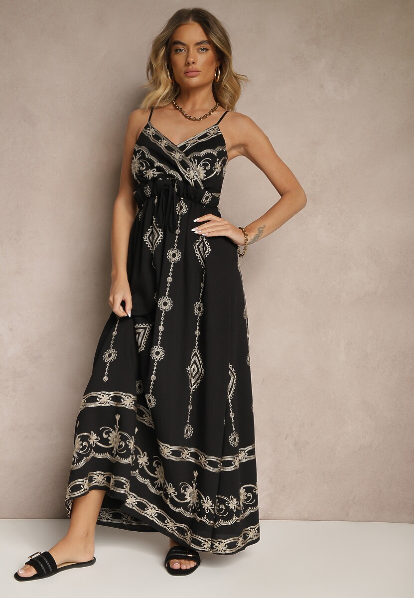 Biała Wiskozowa Sukienka o Rozkloszowanym Kroju na Ramiączkach z Haftem Uloranelia