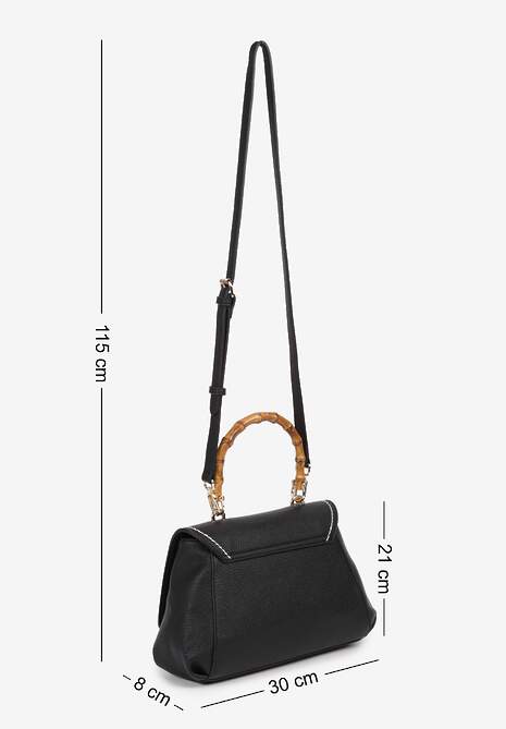 Czarna Torebka o Trapezowym Kształcie z Klapą Rączką i Dodatkowym Paskiem Hrulla